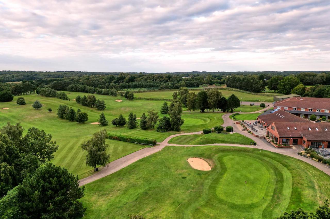 Wensum Valley Hotel Golf And Country Club Norwich Exterior foto